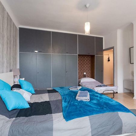 Cute Red Star Studio City Center Vienna Luaran gambar